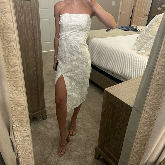 White 3D Floral Embroidered Midi Dress - Picture 1 of 11